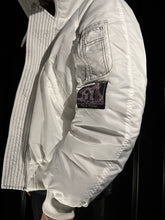 Load image into Gallery viewer, N-2B Pulse Bulley Bomber White
